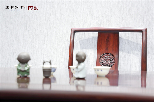 東陽紅木品牌國(guó)祥紅木：宋式美學(xué)以簡(jiǎn)馭繁，以雅化境！